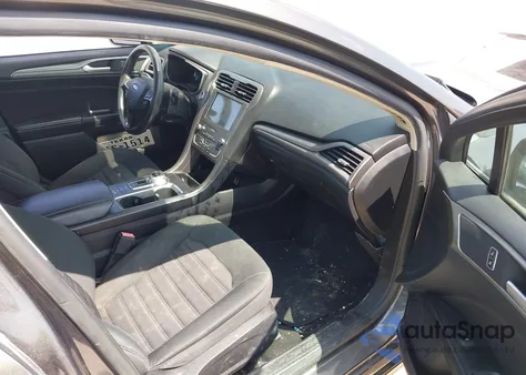 2020 Ford Fusion Se z USA, uszkodzony, nr VIN 3FA6P0HD0LR168020